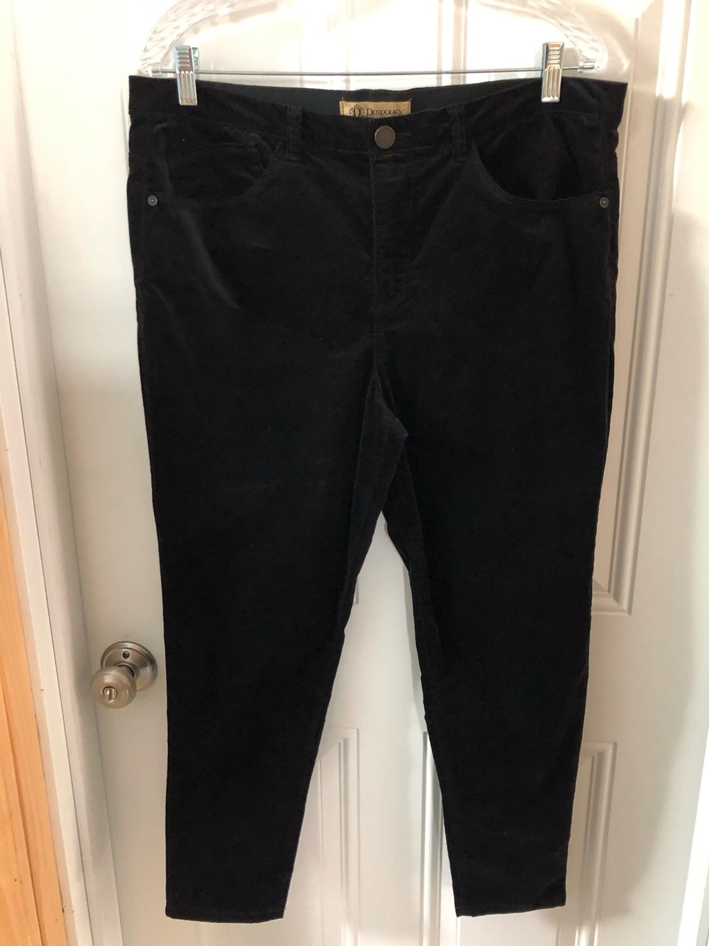 Democracy Stretch Black Velvet Ankle Pants Size 14P